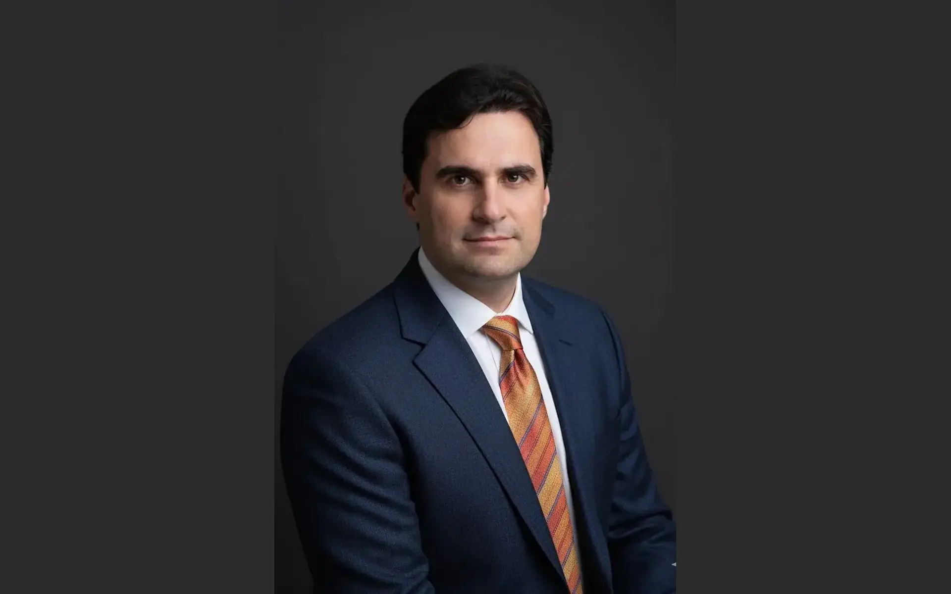 Retrato de Gustavo Godoy, advogado e sócio do TAGD Advogados.